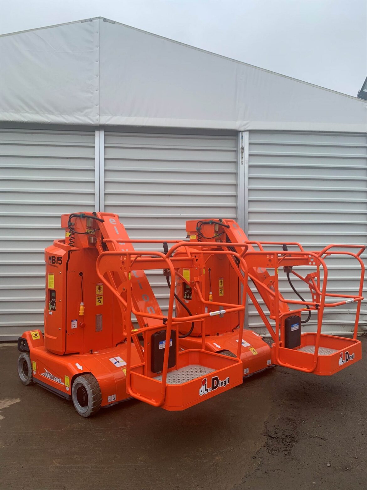 Need to hire a self-propelled mast lift…?