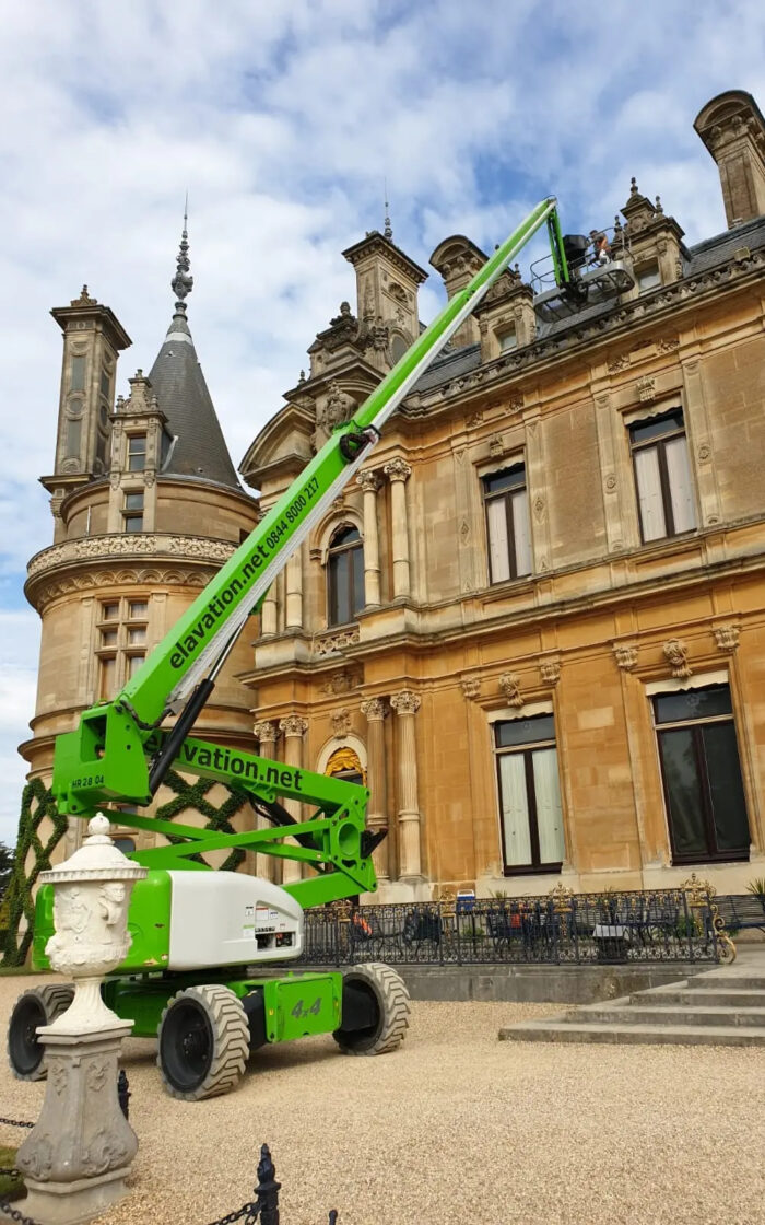 What You Should Know Before Hiring a Cherry Picker pic 2